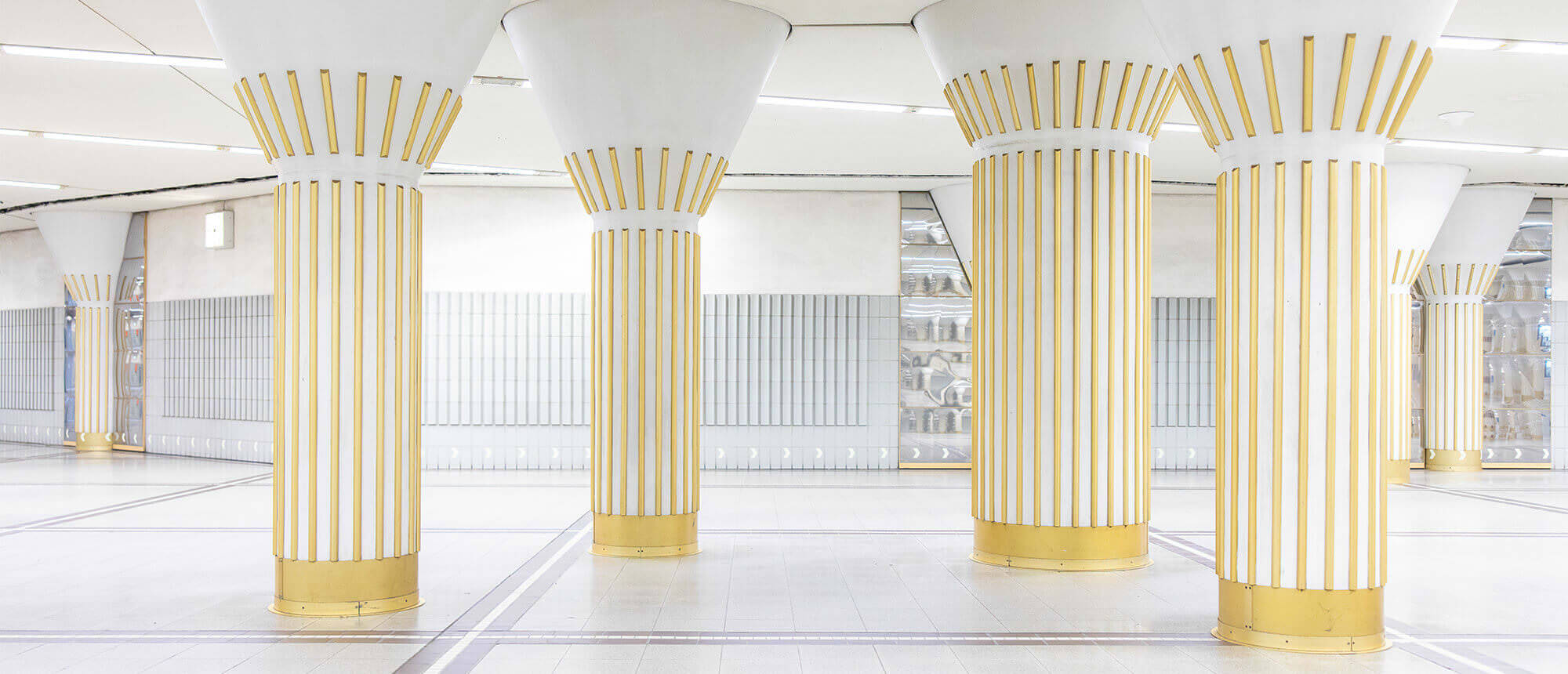 Günter Dietrich und Kollegen Steuerberatungsgesellschaft mbH, U-Bahn-Station Bockenheimer Warte, Fotografie: Markenkuss