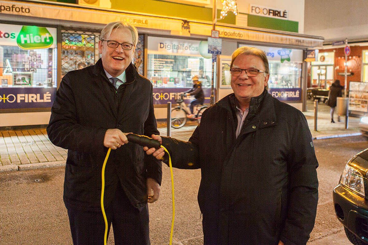 Stadtrat Markus Frank und Holger Wessendorf, Eröffnung der Weihnachtsbeleuchtung auf der Leipziger Straße